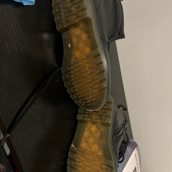 New boots , - Picture 2 of 4